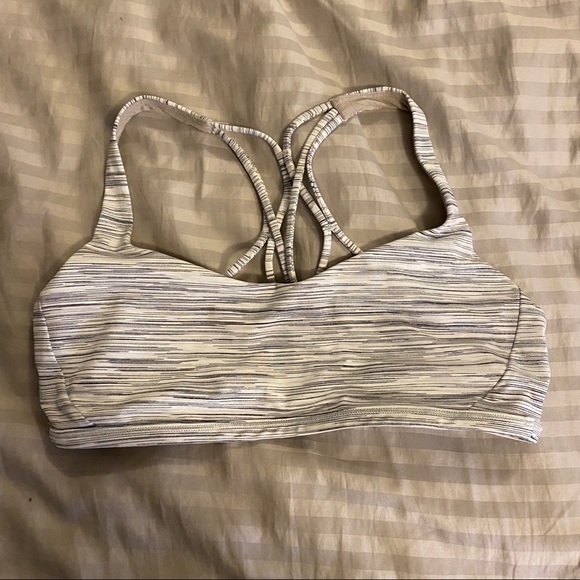 lululemon Free to Be Zen bra, size 8 - Picture 4 of 6